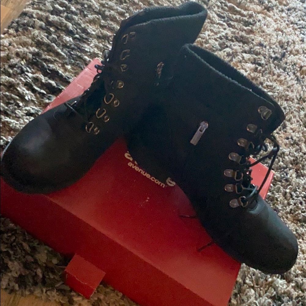 combat boots